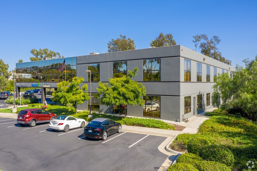 2055 Corte del Nogal, Carlsbad, CA à vendre - Photo de l’immeuble – Image 3 sur 5