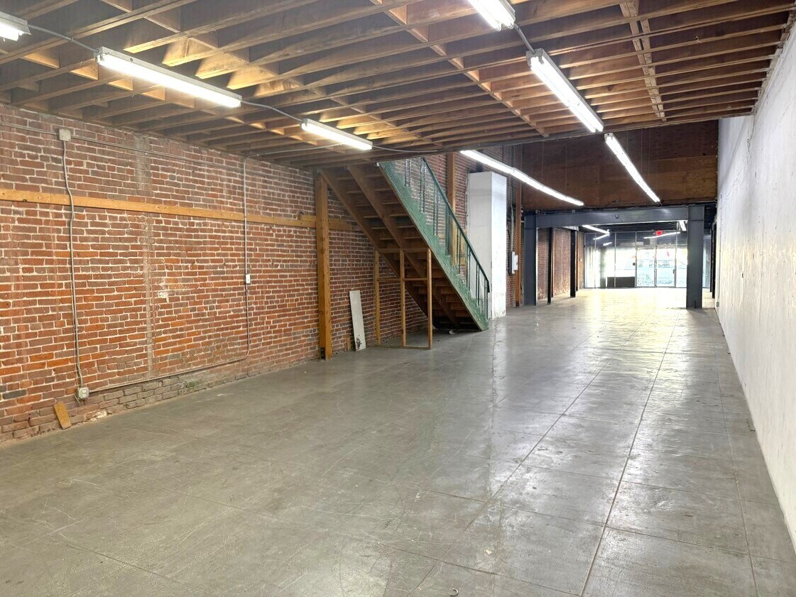 824 Wall St, Los Angeles, CA à louer Photo intérieure– Image 1 sur 10