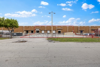 Plus de détails pour 12300 NW 32nd Ave, Miami, FL - Industriel/Logistique à louer