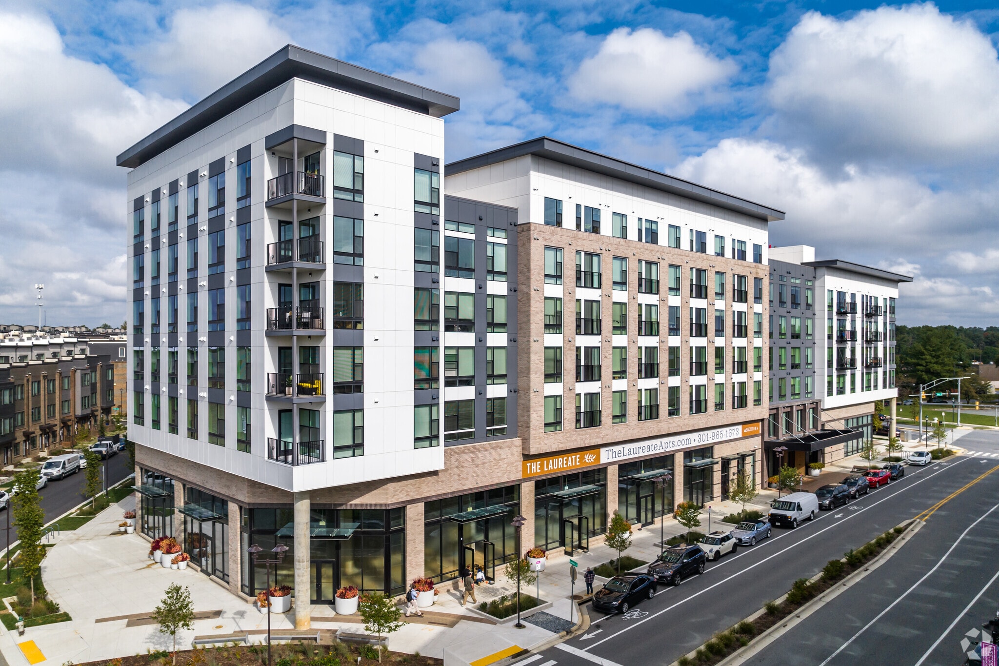 8005 Gramercy Blvd, Rockville, MD à louer Photo de l’immeuble– Image 1 sur 6