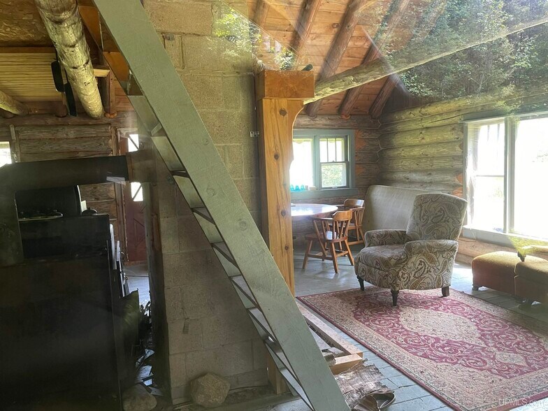 26497 US-41, Covington, MI à vendre - Photo de l’immeuble – Image 2 sur 31
