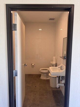 Plus de détails pour 1215 E Van Buren St, Phoenix, AZ - Local commercial à vendre