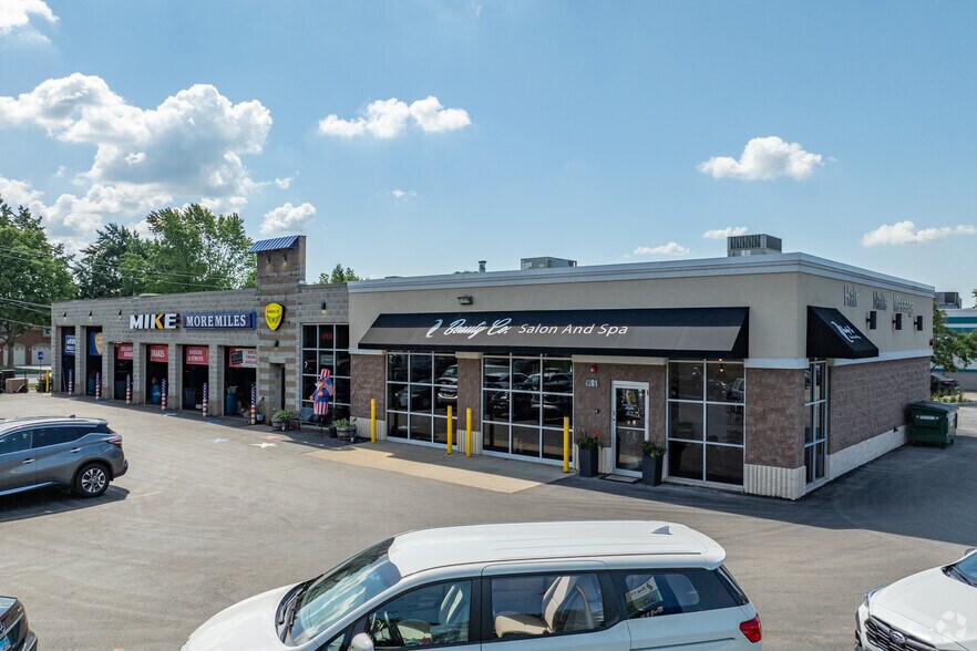 7201-7209 Lemont Rd, Downers Grove, IL à vendre - Photo de l’immeuble – Image 2 sur 4