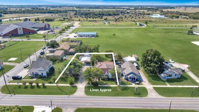 305 W Main St, Gunter, TX - VUE AÉRIENNE  vue de carte - Image1