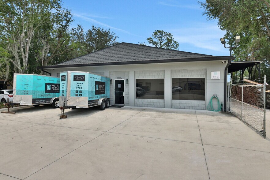 3730 Kori Rd, Jacksonville, FL à vendre - Photo de l’immeuble – Image 3 sur 17