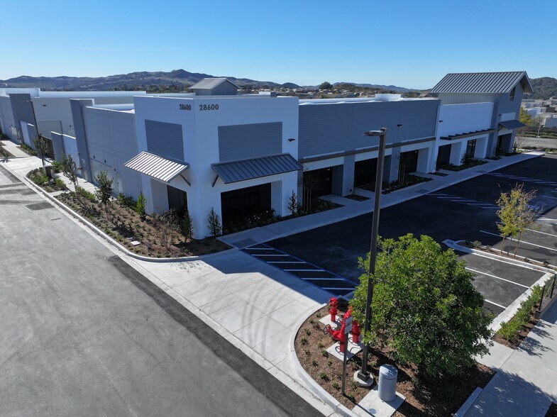 28650 Airoso St, Rancho Mission Viejo, CA à louer - Photo de l’immeuble – Image 3 sur 37