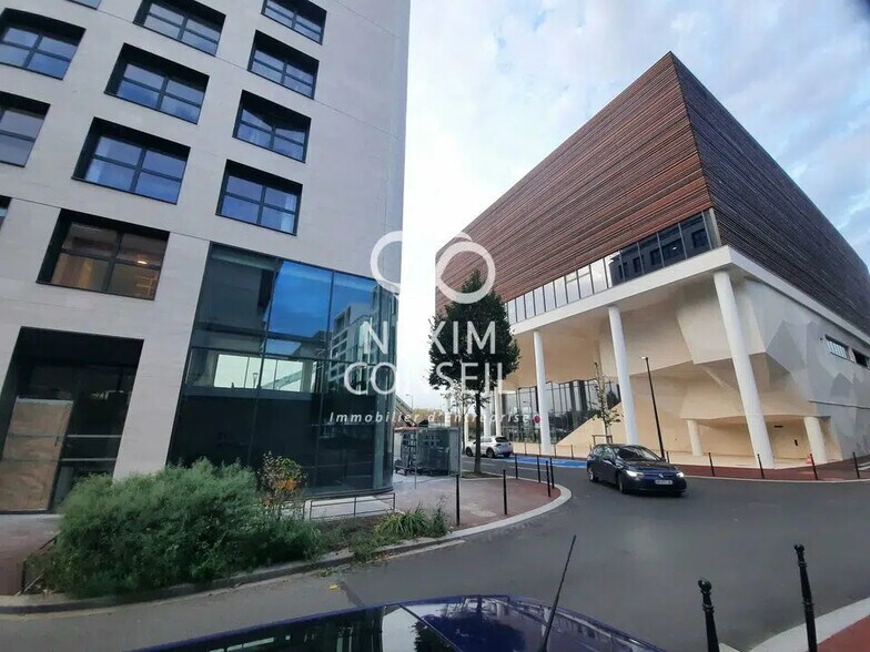 18 Quai De Clichy - Charles-De-Gaulle, Clichy à louer - Photo de l’immeuble – Image 2 sur 4