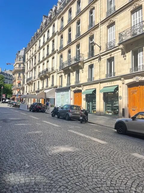 Plus de détails pour 62 Rue François Ier, Paris - Bureau à louer