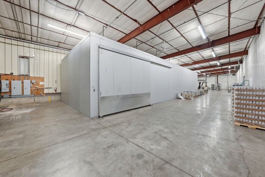273 SE 9th St, Bend, OR à louer - Photo de l’immeuble – Image 3 sur 6
