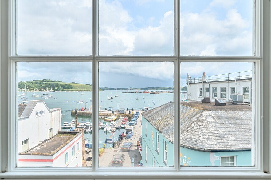 48 Arwenack St, Falmouth à vendre - Photo de l’immeuble – Image 3 sur 5