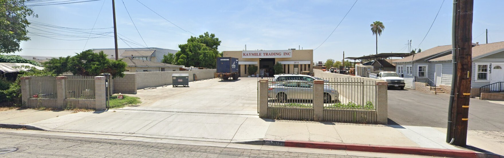 2615 Loma Ave, South El Monte, CA à louer Photo principale– Image 1 sur 4