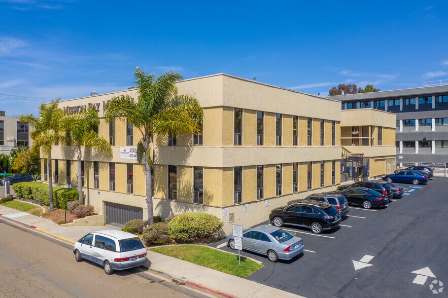 3023 Bunker Hill St, San Diego, CA à louer - Photo de l’immeuble – Image 1 sur 4