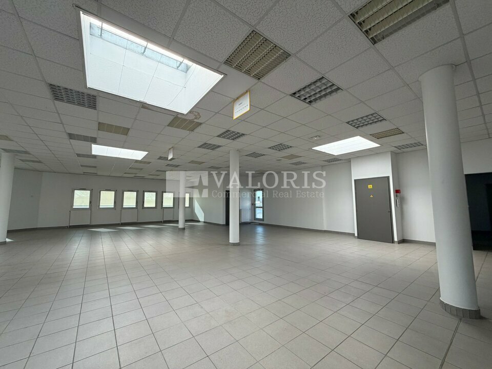 20 Avenue Lucien Buisson, Meyzieu à louer Photo de l’immeuble– Image 1 sur 9