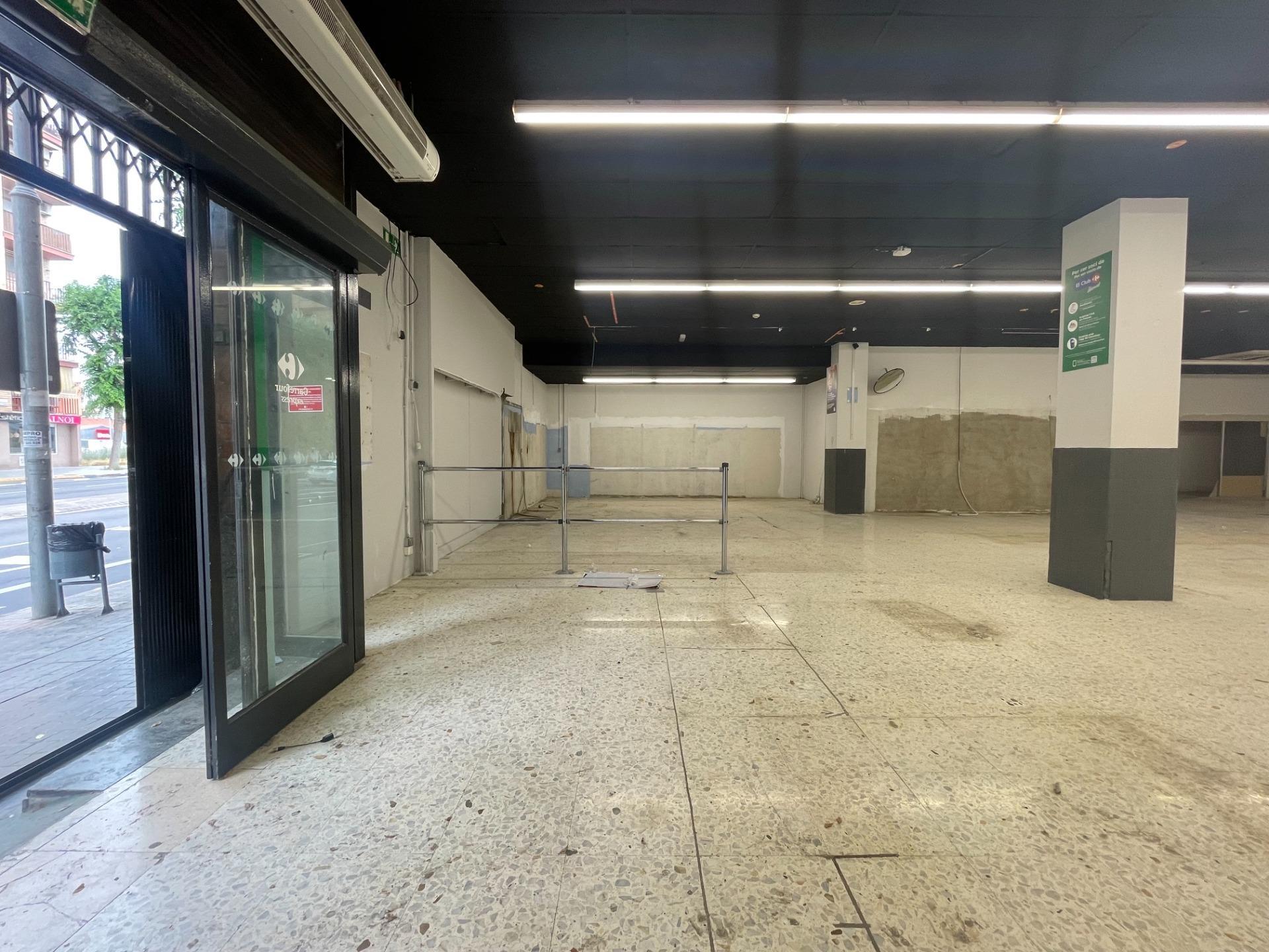 Local commercial dans Santa Margarida de Montbui, Barcelona à louer Photo intérieure– Image 1 sur 10
