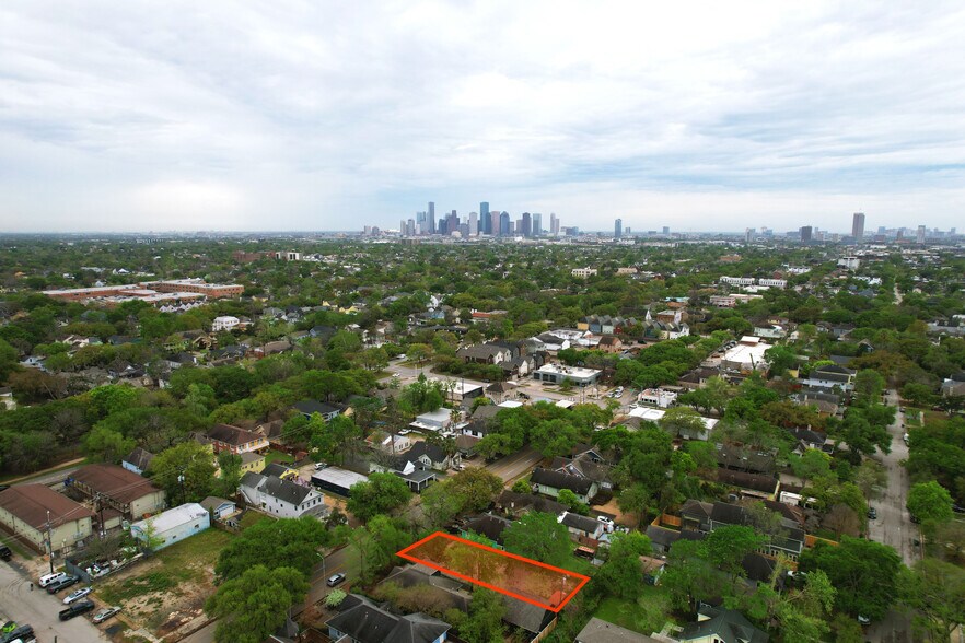1439 Yale St, Houston, TX à vendre - Photo de l’immeuble – Image 2 sur 3