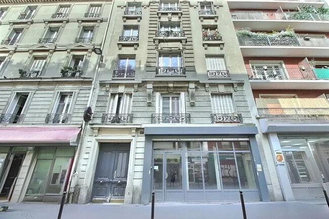 Plus de détails pour 57 Rue Letort, Paris - Bureau à vendre