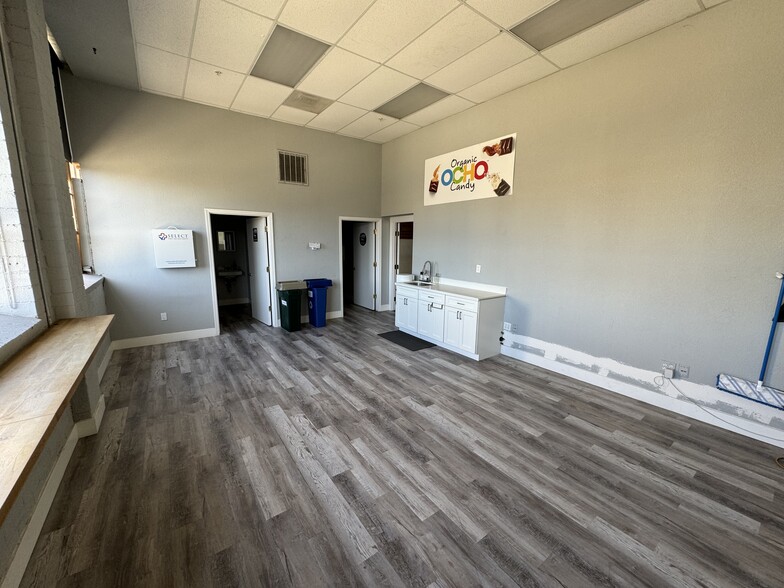 2855 Mandela Pky, Oakland, CA à louer - Photo intérieure – Image 3 sur 9