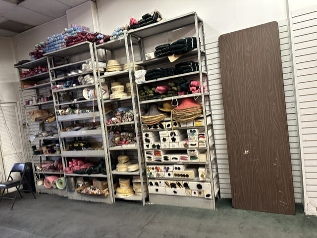 28 W 38th St, New York, NY 10018 - Lot Comm Coop -  - Photo intérieure - Image 1 of 7