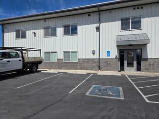 Plus de détails pour 4585 SW 21st St, Redmond, OR - Industriel/Logistique à louer