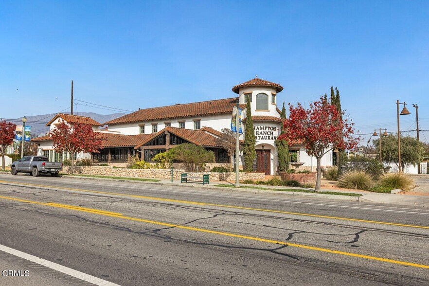 125 S 10th St, Santa Paula, CA à vendre - Photo de l’immeuble – Image 2 sur 35