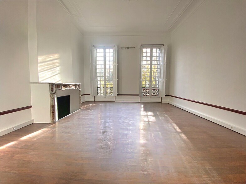 Cours Joseph Thierry, Marseille à louer - Photo intérieure – Image 2 sur 7