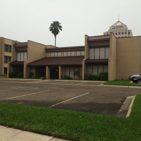 900 Kerria Ave, McAllen, TX à louer - Photo principale – Image 2 sur 72