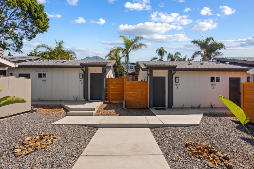 921-937 Regal Rd, Encinitas, CA à vendre - Photo de l’immeuble – Image 1 sur 21