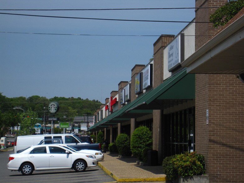 4710-4814 John F Kennedy Blvd, North Little Rock, AR à louer - Photo de l’immeuble – Image 2 sur 3