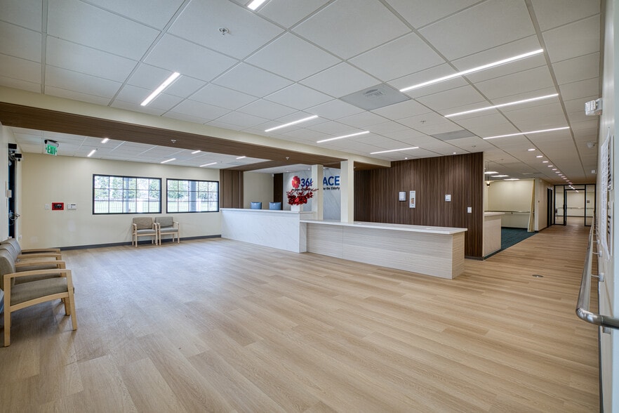 8291-8295 Westminster Blvd, Westminster, CA à vendre - Photo intérieure – Image 2 sur 26