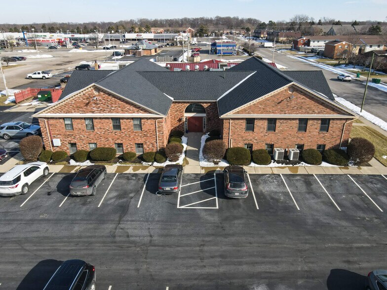 1130 Vester Ave, Springfield, OH à louer - Photo principale – Image 1 sur 83