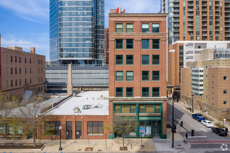 900 S Wabash Ave, Chicago, IL à louer - Photo de l’immeuble – Image 2 sur 4