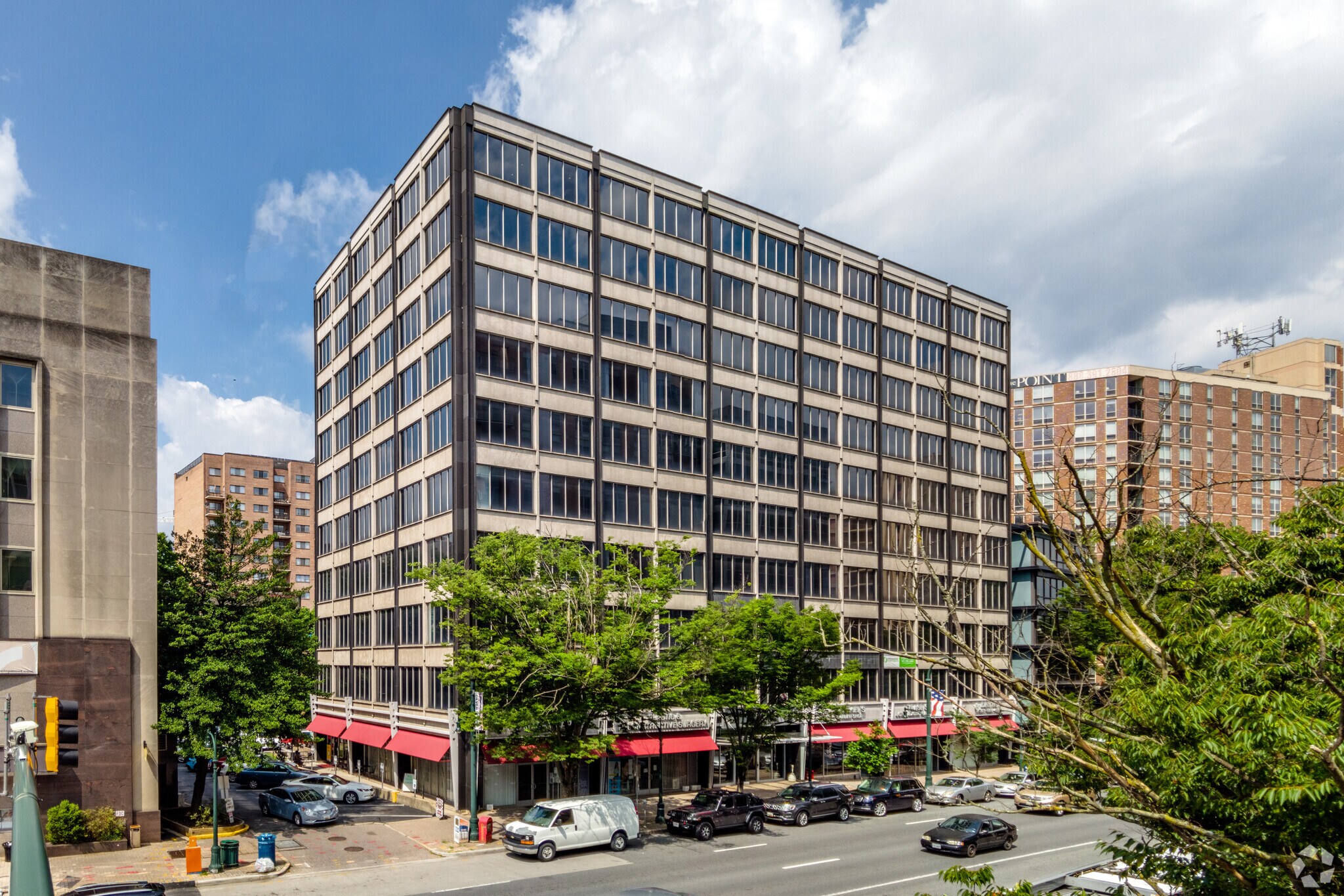 8720 Georgia Ave, Silver Spring, MD à louer Photo principale– Image 1 sur 7