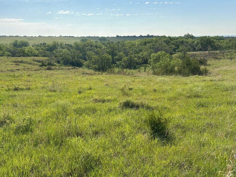 I Road, Bloomington, NE à vendre - Aérien – Image 1 sur 6