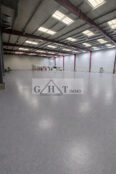 Industriel/Logistique dans Gretz-Armainvilliers à vendre - Photo intérieure – Image 1 sur 6