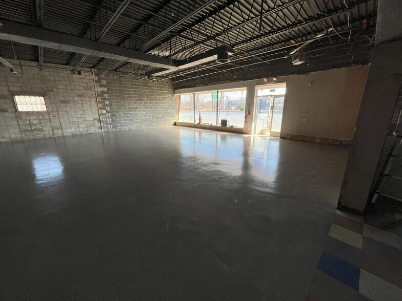 7027 Route 38, Pennsauken, NJ à louer - Photo de l’immeuble – Image 3 sur 14