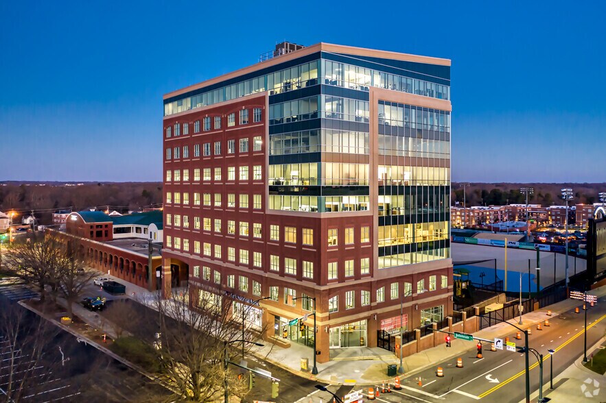 400 Bellemeade St, Greensboro, NC à louer - Photo de l’immeuble – Image 2 sur 6