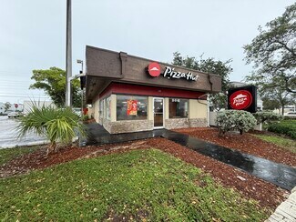Plus de détails pour 12699 NE 6th Ave, North Miami, FL - Local commercial à louer