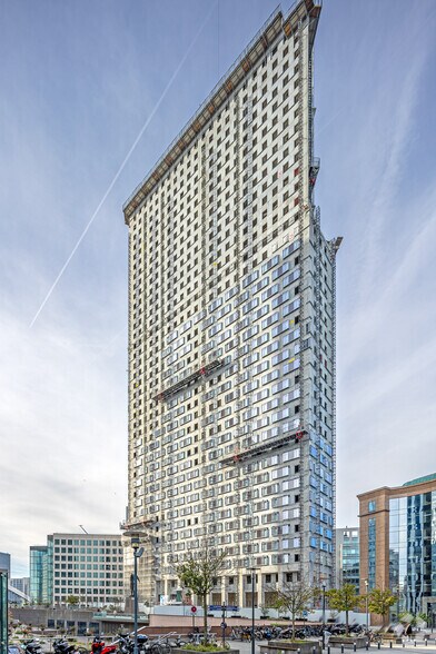 Bureau dans 6-8 Allée De L'arche, Courbevoie à louer - Photo principale – Image 1 sur 2