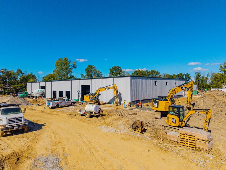 1931 Jetway Blvd, Columbus, OH à louer - Photo de l’immeuble – Image 3 sur 22