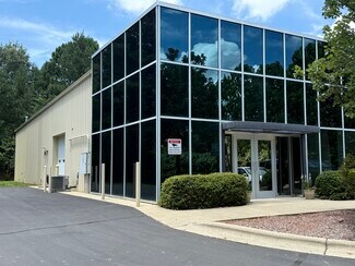 Plus de détails pour 5311 Old Poole Rd, Raleigh, NC - Local d'activités à louer