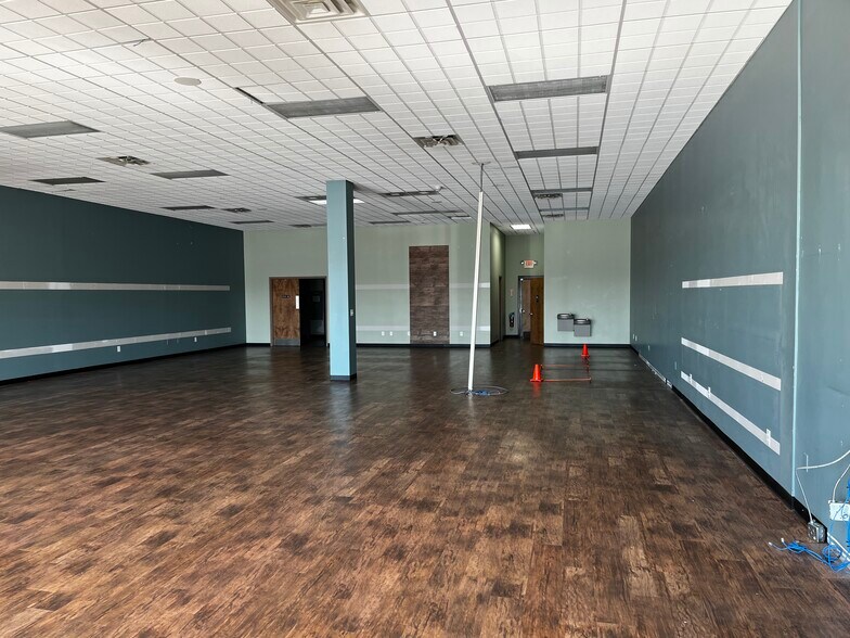 422 Airport Rd, Arden, NC à louer - Photo intérieure – Image 3 sur 7