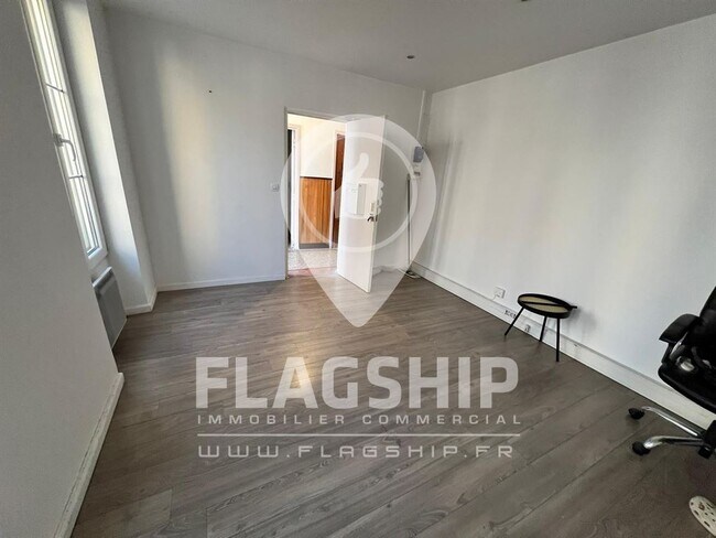 Plus de détails pour Bureau à vendre