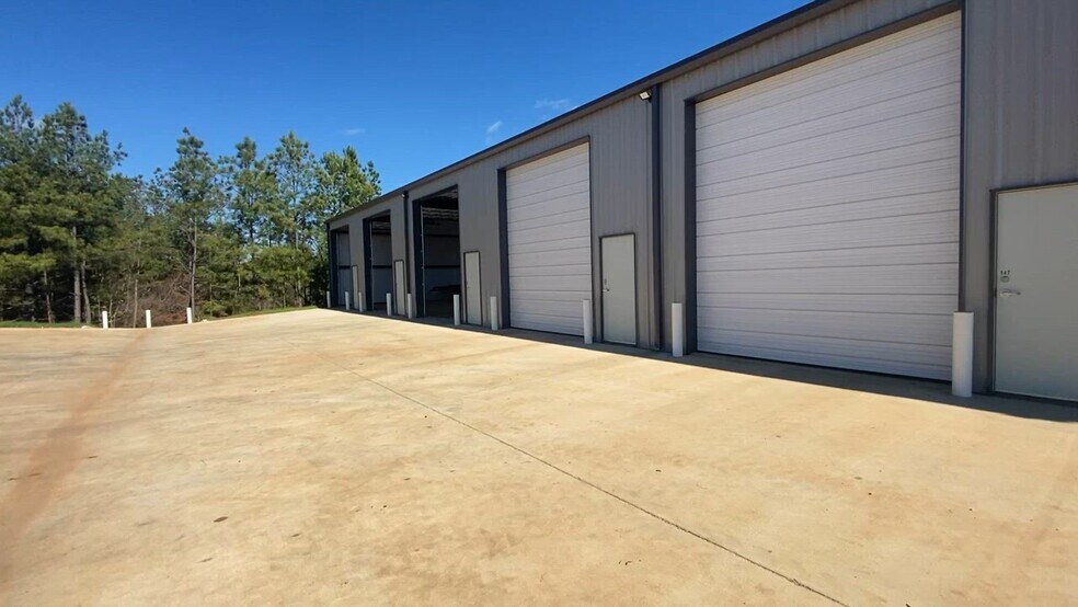 4097 US Highway 271, Tyler, TX à louer - Vidéo sur l’annonce professionnelle – Image 2 sur 21