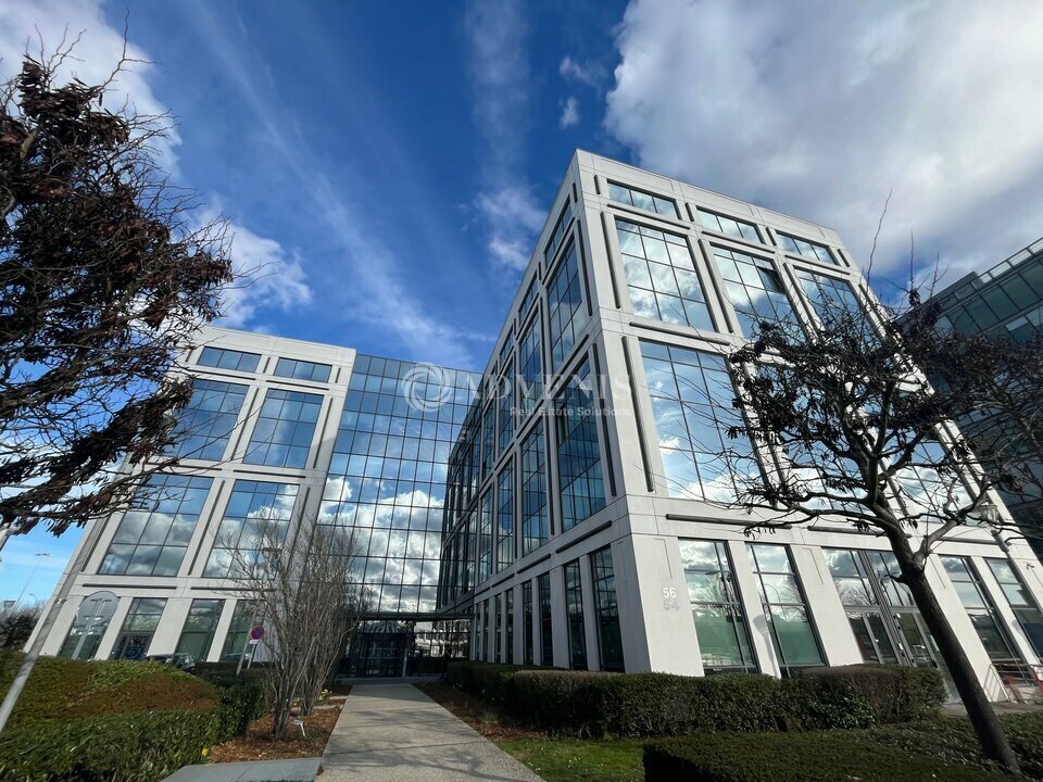 5456 Rue D'Arcueil, Rungis à louer Photo de l’immeuble– Image 1 sur 6