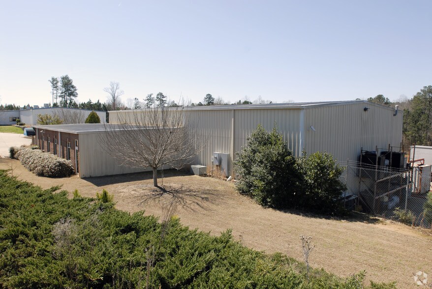 88 Hickory Springs Ind Dr, Canton, GA à louer - Photo de l’immeuble – Image 3 sur 4