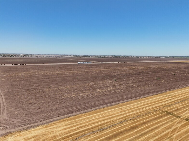 Wienert Road, Imperial, CA à vendre - Photo de l’immeuble – Image 3 sur 21
