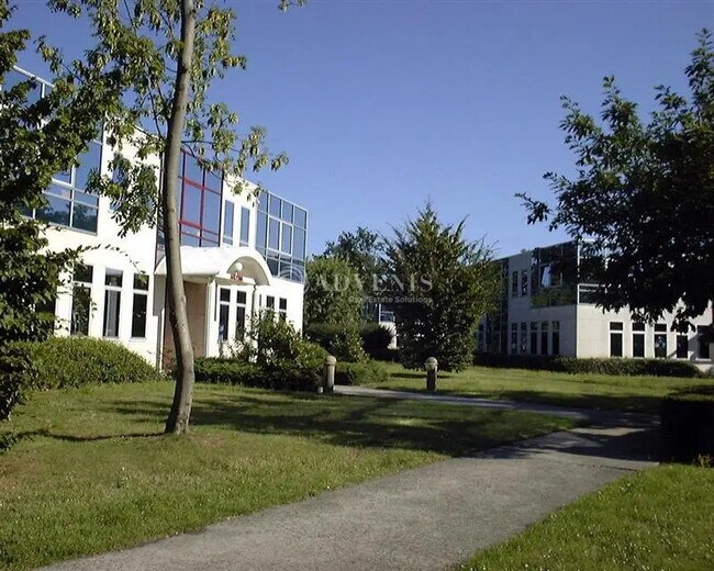 Plus de détails pour Bureau à louer