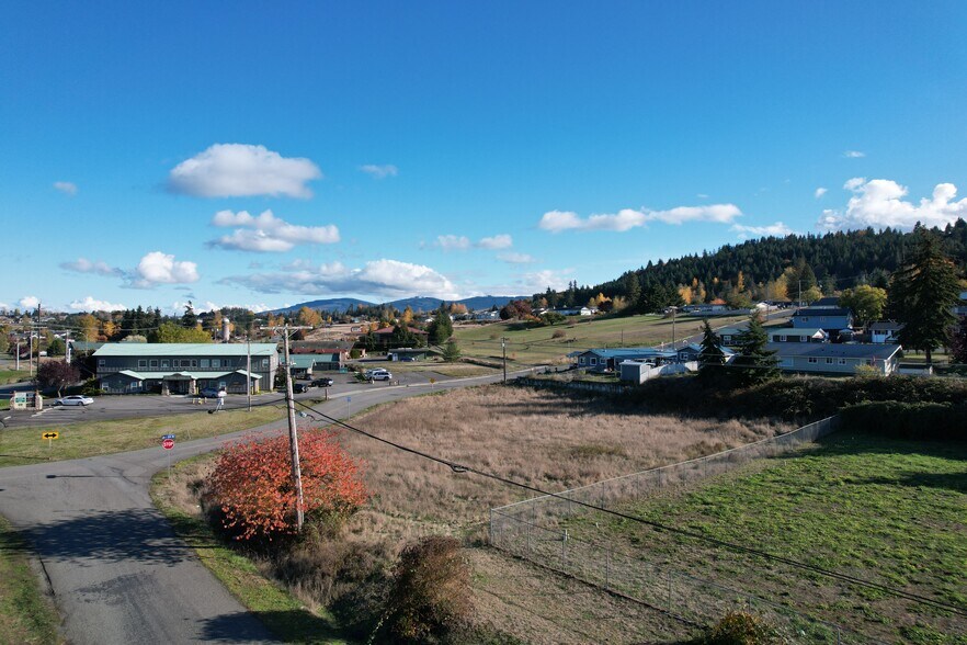991 E Hammond St, Sequim, WA à vendre - Photo de l’immeuble – Image 1 sur 28