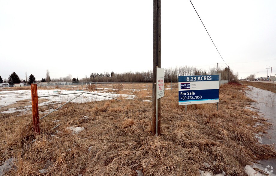 10820 Winterburn Rd, Edmonton, AB à vendre - Autre – Image 2 sur 9