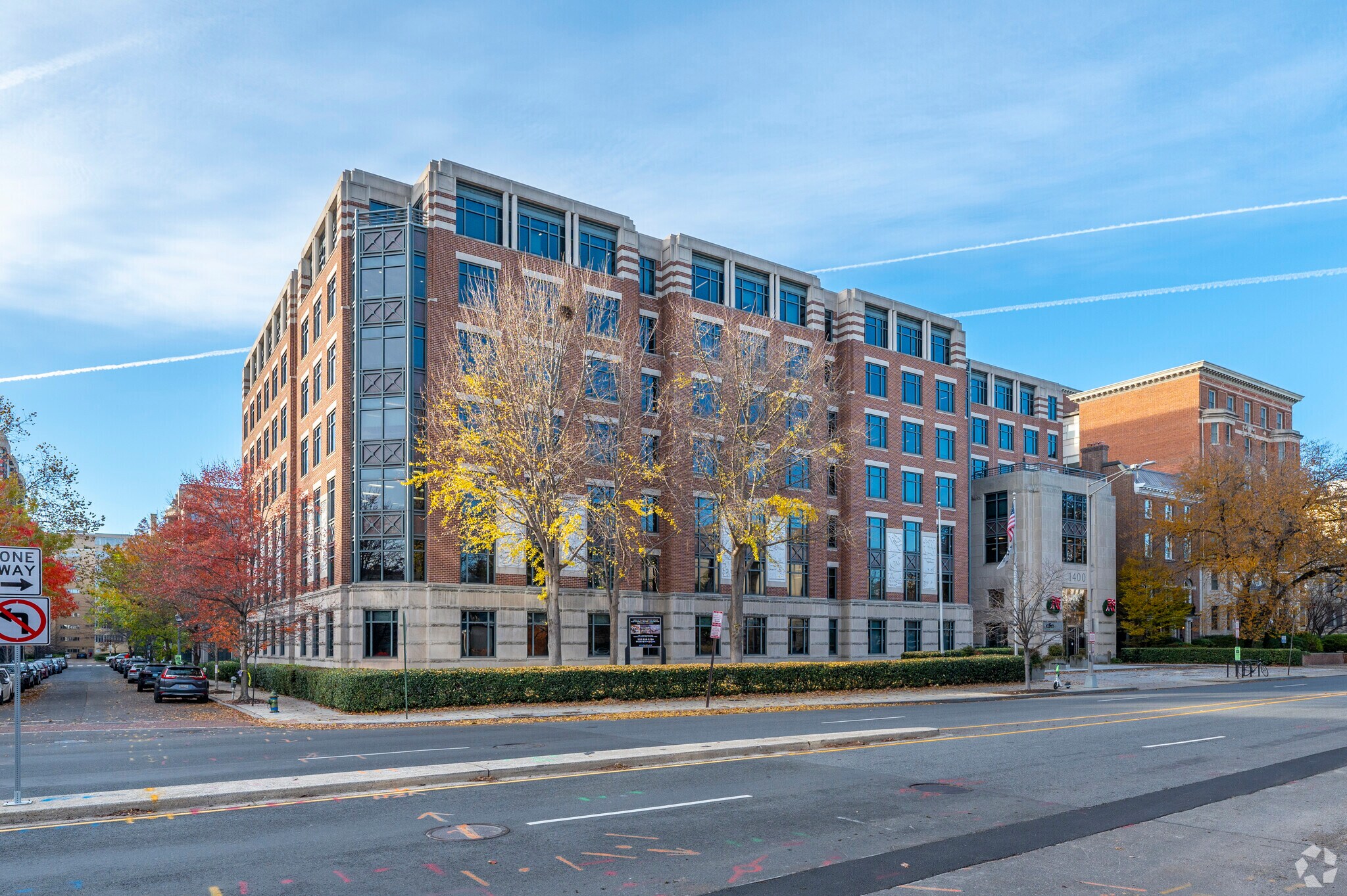 1400 16th St NW, Washington, DC à louer Photo de l’immeuble– Image 1 sur 32